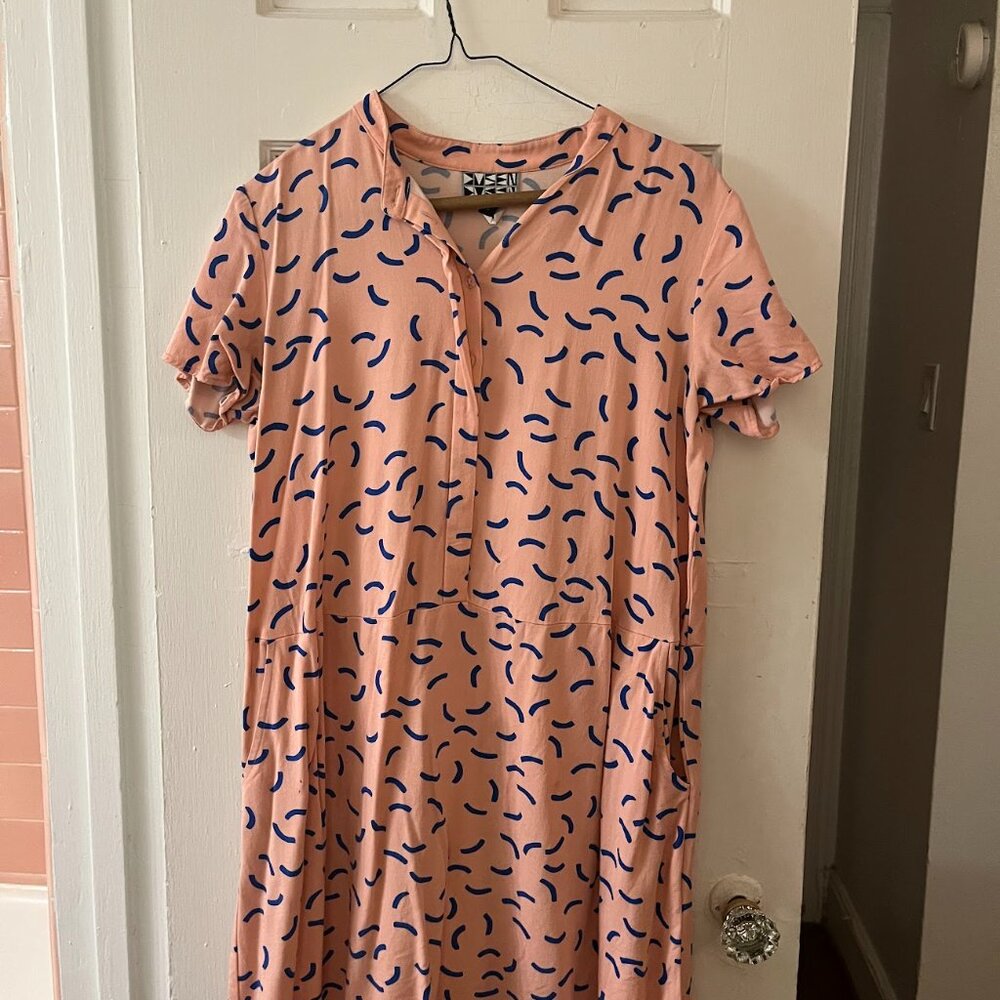 Dusen Dusen Pink and Blue Squiggle Dress Size Small